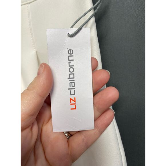 Liz Claiborne Mid Rise Cropped Pants NWT size 8 (b46) - Picture 5 of 5